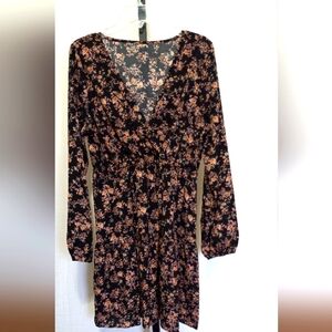 BoHo long sleeve knee length dress